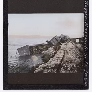 Sicilian-Calabrian earthquake of 28 December 1908: train overturned by the tsunami in Reggio Calabria