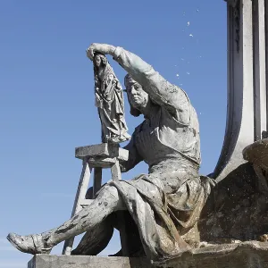 Statue of Tilman Riemenschneider
