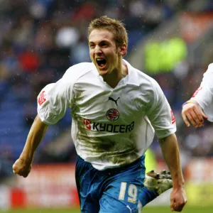 Kevin Doyle celebrates his goal against Leicester City