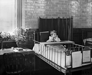 Child in hospital BL12178_001 Child in hospital BL12178_001