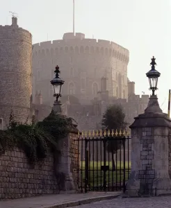 Berkshire Prints: Windsor Castle Print - Round Tower at Sunrise