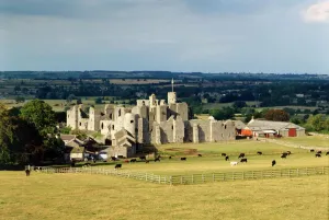 Explore England - Iconic Landmarks and Places to Visit: Middleham Castle Print: South West General View