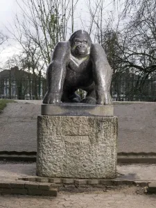 Prints of Crystal Palace Park, Sydenham, Greater London. David Wynne sculpture Guy The Gorilla. Photographed by Chris Redgrave in 2016 Greater London Prints: David Wynne's Guy the Gorilla Print