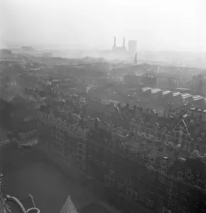 Iconic British Landmarks Prints: London skyline 1947 a093777