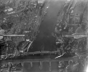 Print of Tyne Bridge under construction in October 1927