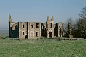 Images Dated 30th June 2001: Houghton House