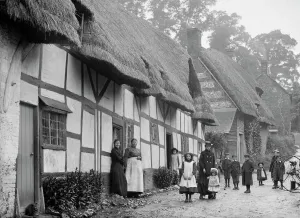 House And Home Prints: Ramsbury Wiltshire Print: Thatched Cottage Scene