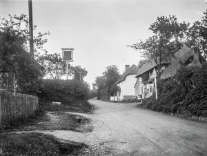 Buckinghamshire Prints: Rose and Crown pub Print, Buckinghamshire