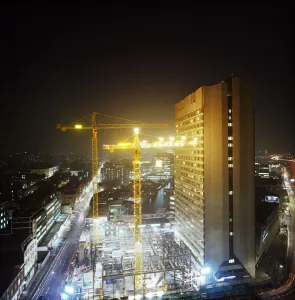 Prints of LONDON METROPOLE HOTEL, EDGWARE ROAD, CITY OF WESTMINSTER, GREATER LONDON. Laings winning entry to the Financial Times Christmas Crane Competition at the Metropole Hotel, London Engineering And Construction Prints: A colour print of a decorated crane at the London Metropole Hotel