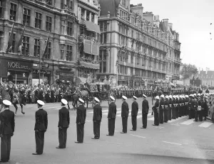 The Queen Mother Prints: Print of the Coronation Procession for Queen Elizabeth II
