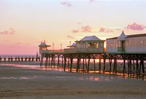 The pier at Lytham St Annes N990008