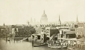 St Pauls Cathedral viewed from Southwark Bridge RSL01_01_01 St Pauls Cathedral viewed from Southwark Bridge RSL01_01_01