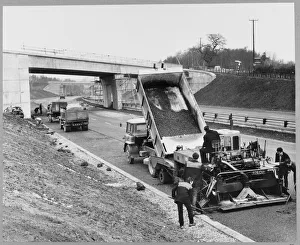 Surfacing the hard shoulder JLP01_01_172_095 Surfacing the hard shoulder JLP01_01_172_095