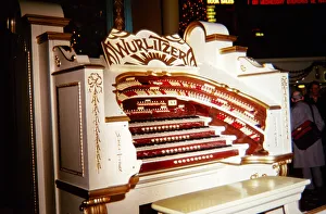 Architecture/cinemas norman walley collection/wurlitzer organ nwc01 01 2837 Architecture/cinemas norman walley collection/wurlitzer organ nwc01 01 2837