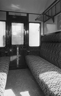 Carriages wagons/passenger coaches passenger brake composite brake vans/interior class compartment brake composite Carriages wagons/passenger coaches passenger brake composite brake vans/interior class compartment brake composite