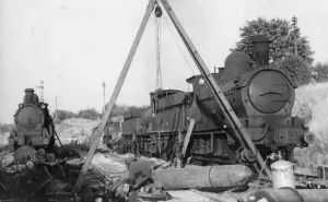Prints of The sorry sight of four The sorry sight of four 0-6-0 Dean Goods locomotives, photographed in the late 1940 s, in the process of being scrapped. Identified as engine No s Standard Gauge Prints: Four 0-6-0 Dean Goods locomotives in scrap process, Print