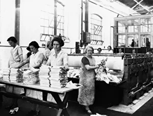 Women working in the Swindon Works laundry, c1930 Women working in the Swindon Works laundry, c1930
