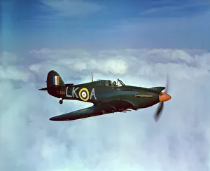 <b class=qtipBold><figcaption>Hawker Hurricane IIc</figcaption></b><br>Hawker Hurricane IIc night fighter of 87 Squadron RAF, 1942<br><em>© RAF Museum 2008 - All Rights Reserved</em> Hawker Hurricane IIc