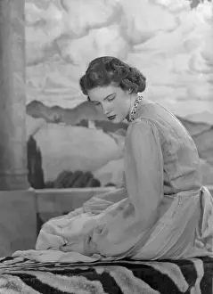 Edwardian Era Photography Prints: 10433002