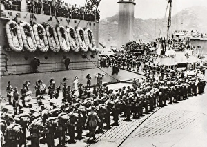1st Btn Argyll & Sutherland Highlanders boarding HMS Ceylon 1st Btn Argyll & Sutherland Highlanders boarding HMS Ceylon