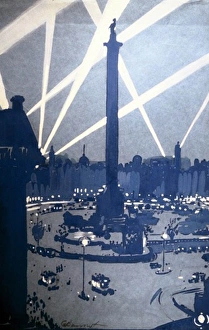 Air raid over London seen from Trafalgar Square, WW1 Air raid over London seen from Trafalgar Square, WW1