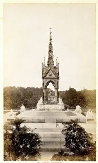 The Albert Memorial, Kensington Gardens, London The Albert Memorial, Kensington Gardens, London