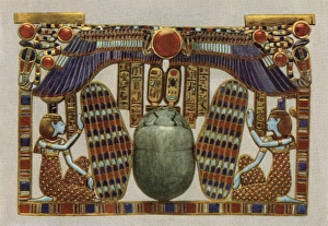 Ancient Egyptian pectoral from Tutankhamuns tomb Ancient Egyptian pectoral from Tutankhamuns tomb