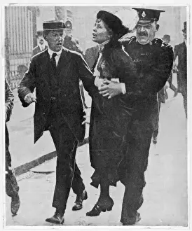 Suffragette Prints: Mrs Pankhurst Arrested Outside Buckingham Palace Print
