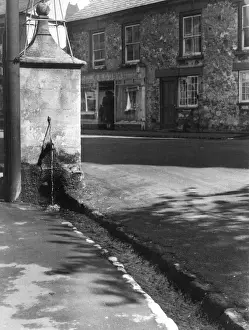 Devon Street Scene Prints: Beer Street Pump