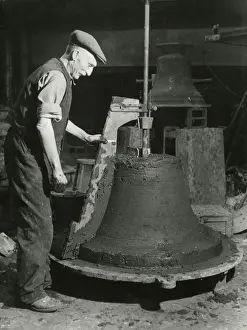Bell Foundry: Shaping the Core Print, 1950s
