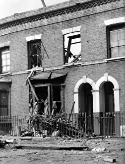 Blitz in London -- house in Carew Street, WW2 Blitz in London -- house in Carew Street, WW2