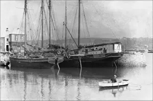 Devon Harbour Scene Prints: Boats in a Devon harbour