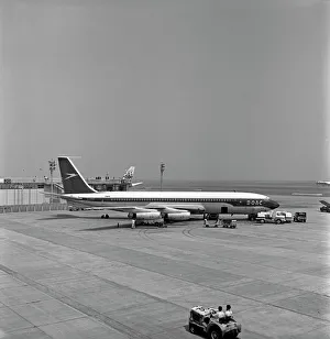 Boeing 707-436 G-APFE BOAC Tokyo 1965 Boeing 707-436 G-APFE BOAC Tokyo 1965