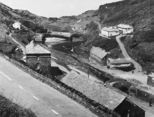 Historic Coastal Towns UK Prints: Boscastle Harbour