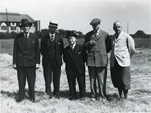 Boulton Paul group at Mousehold Aerodrome in 1933. From? Boulton Paul group at Mousehold Aerodrome in 1933. From?