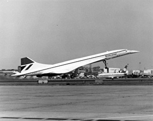 British Airways Concorde G-BOAC takes-off - Heathrow British Airways Concorde G-BOAC takes-off - Heathrow