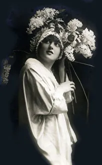 British beauty and theatre actress Miss Drina Verchesi British beauty and theatre actress Miss Drina Verchesi