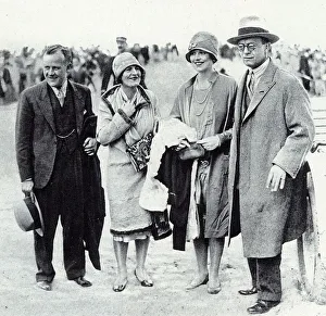 British entertainers fly into Deauville British entertainers fly into Deauville