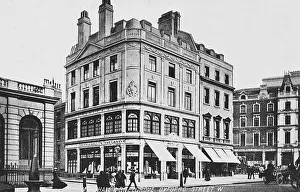 Building in Oxford Street, London W1 Building in Oxford Street, London W1