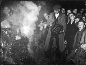 BURNING OWD BARTLE BURNING OWD BARTLE