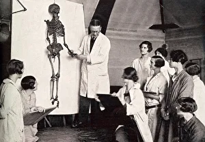 Campden Hill Art School - anatomy class Campden Hill Art School - anatomy class