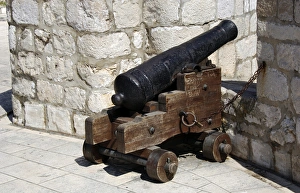 Cannon on the wall. Dubrovnik. Croatia Cannon on the wall. Dubrovnik. Croatia