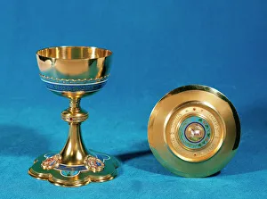 Chalice with a paten. Vermeil. 20th century. Cabot workshop Chalice with a paten. Vermeil. 20th century. Cabot workshop