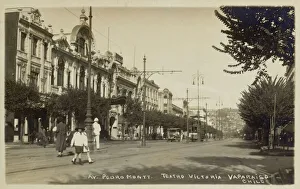 Chile - Valparaiso - Avenue Pedro Montt, Teatro Victoria Chile - Valparaiso - Avenue Pedro Montt, Teatro Victoria