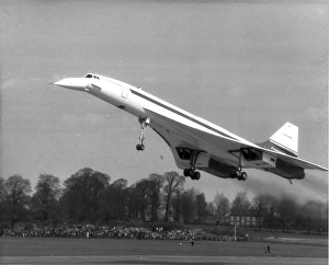 Concorde 002 takes-off from Filton on its maiden flight Concorde 002 takes-off from Filton on its maiden flight