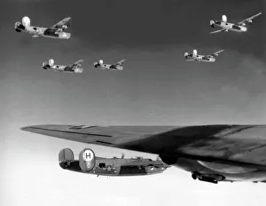 Consolidated B-24H & J formation of 2nd Bomb Division Consolidated B-24H & J formation of 2nd Bomb Division