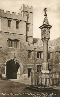Corpus Christi College Quad and sundial, Oxford Corpus Christi College Quad and sundial, Oxford