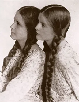 Daphne Strutt and Vida Cuthbert by Madame Yevonde Daphne Strutt and Vida Cuthbert by Madame Yevonde