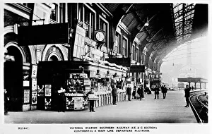 Departure platform in Victoria Station, London Departure platform in Victoria Station, London