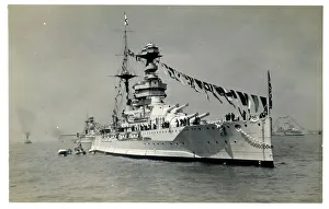 Dreadnought Battleship HMS Queen Elizabeth Dreadnought Battleship HMS Queen Elizabeth